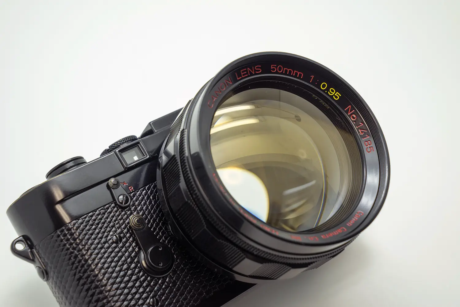 Cheap lens cleaning tissue vs expensive ones?: Open Talk Forum