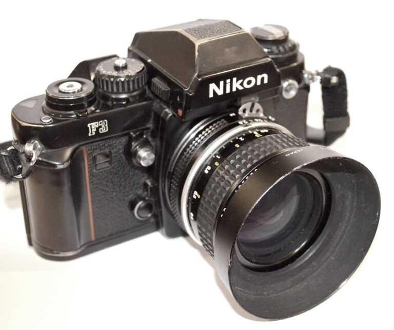 Nikon F3 - The Professional Simplicity - 35mmc