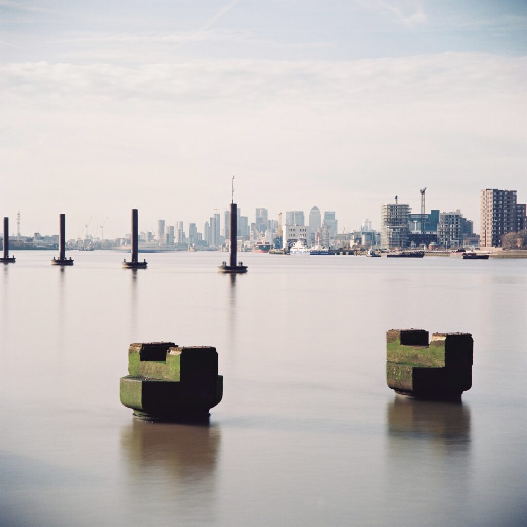 River Thames near Woolwich Arsenal, Tele Rolleiflex Sonnar 135mm f/4, Kodak Gold 200