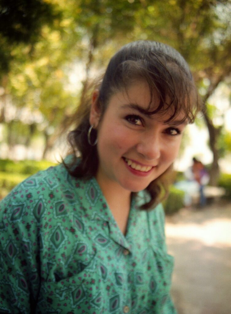 My girlfriend Eva, in 1993 in the Ciudadela park in Mexico City...(Note the beautiful bokeh produced by the Rikenon 50mm 2.0 lens)