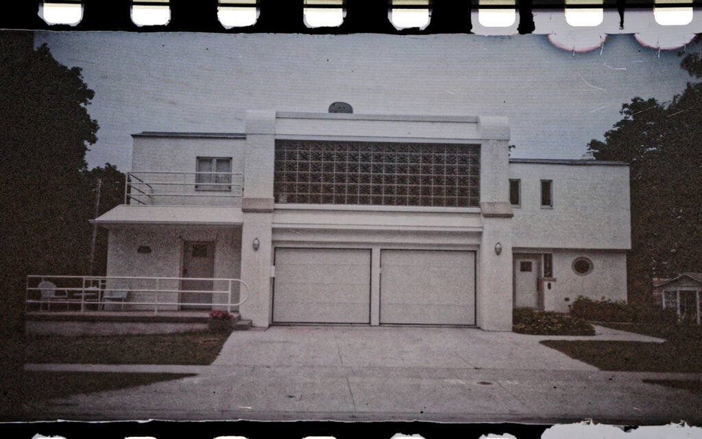 The front and side are fine looking. Not so much in the back. The upper right the chemicals rubbed off some of the image. If it was fresh film, jusy peel it. This film was from 1984. Never know how it was stored.