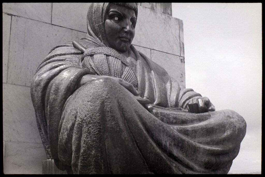 Second bronze figure at Signal Hill, Dunedin.