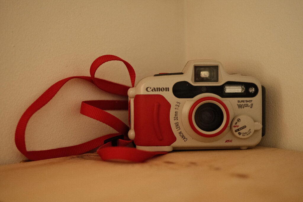 Canon Sureshot WP-1